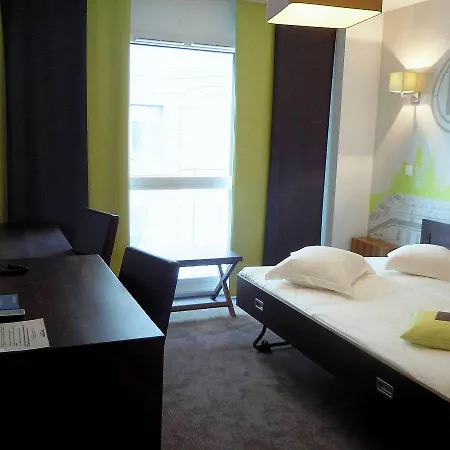 アパートホテル Lagrange Paris-boulogne 3*